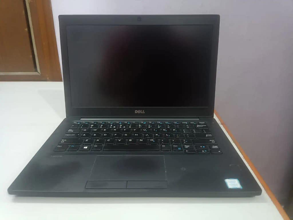 Front view of a Dell Latitude 7280 laptop used for testing Ubuntu 26.04.